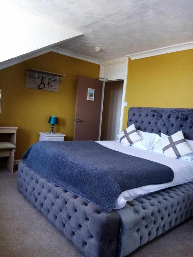 Ty Dderw Country Inn Moelfre Dış mekan fotoğraf