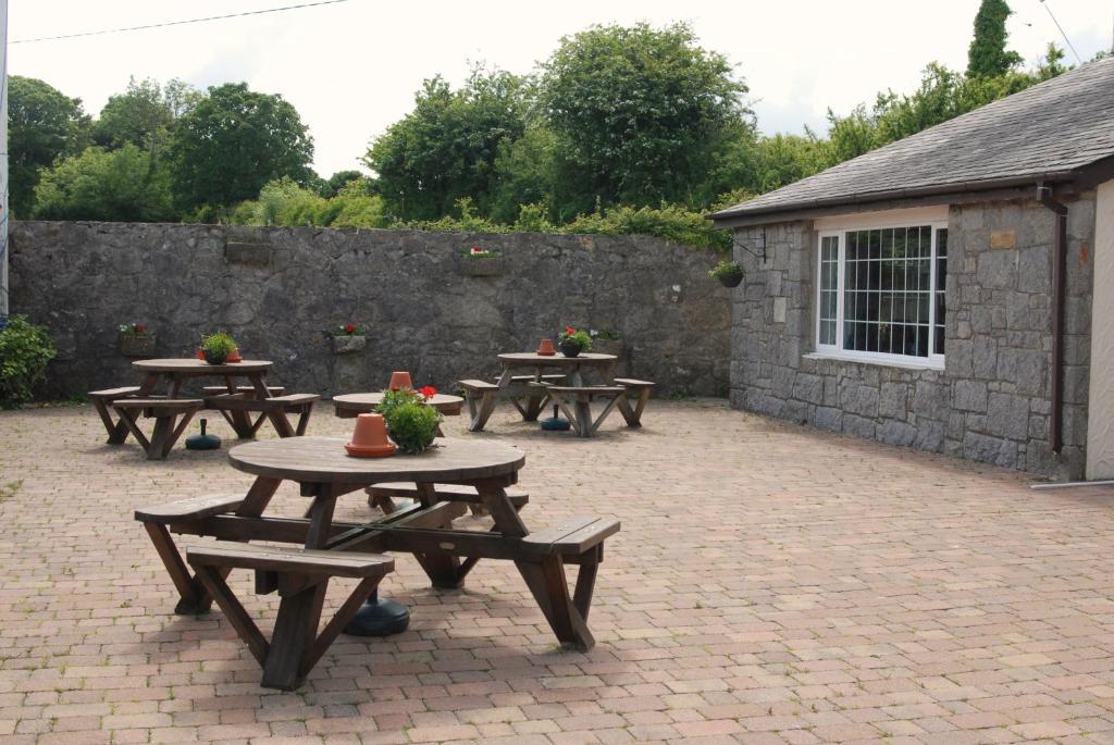 Ty Dderw Country Inn Moelfre Dış mekan fotoğraf