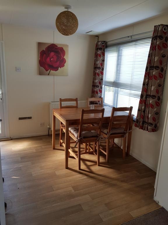 Ty Dderw Country Inn Moelfre Dış mekan fotoğraf