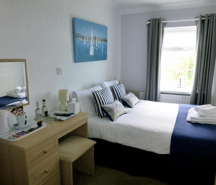 Ty Dderw Country Inn Moelfre Oda fotoğraf